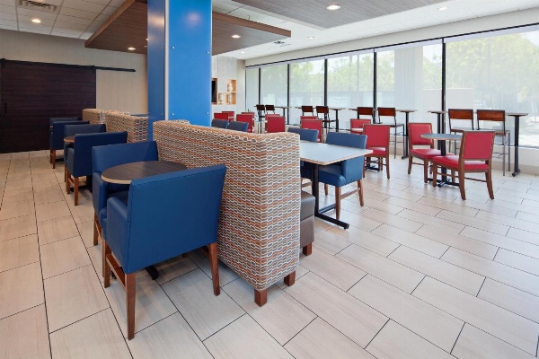 Holiday Inn Express Los Angeles LAX Airport Main image